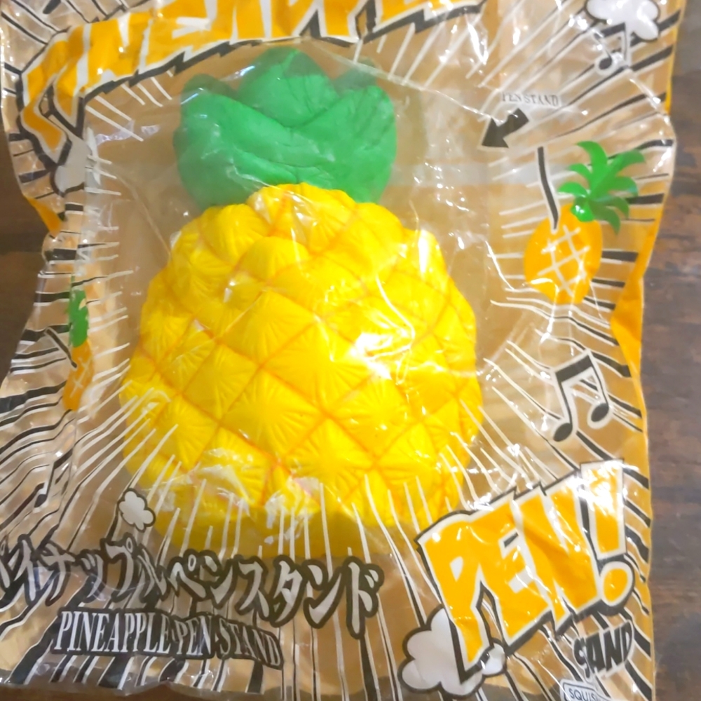 Pineapple squishy slow rise